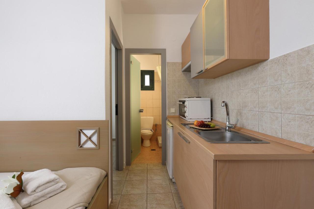 Maistrali Apartments Ormos Panagias Eksteriør billede